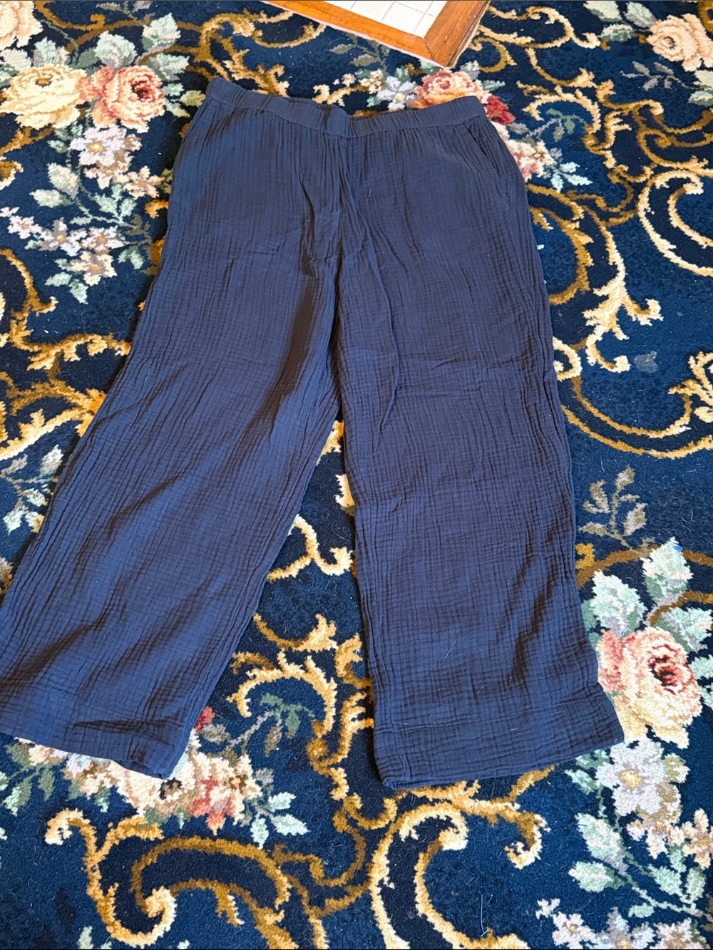 J. Jill Navy Gauze Wide-Leg Cropped Pants- worn a few times- great shape